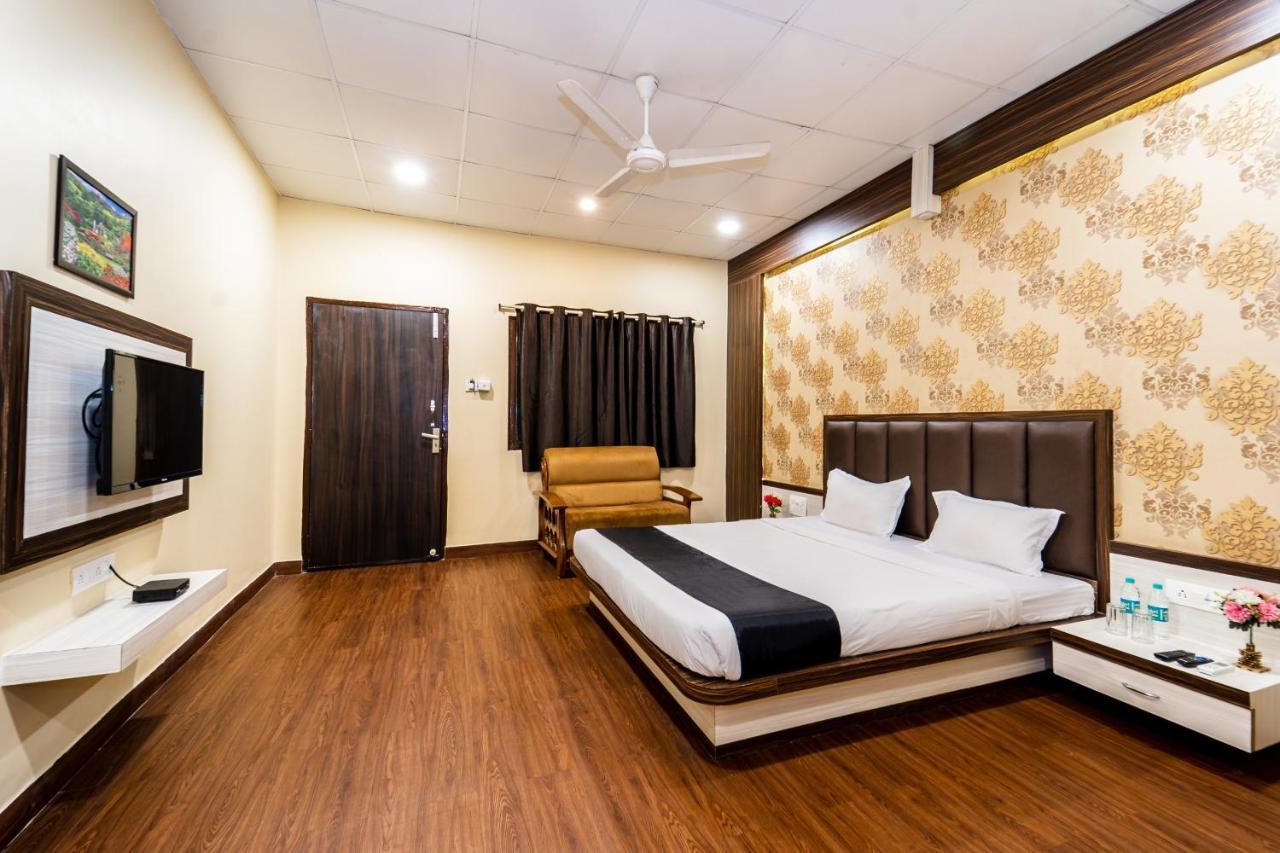 นรมาทา ฮิลล์ รีสอร์ต Hotel Omkareshwar ภายนอก รูปภาพ