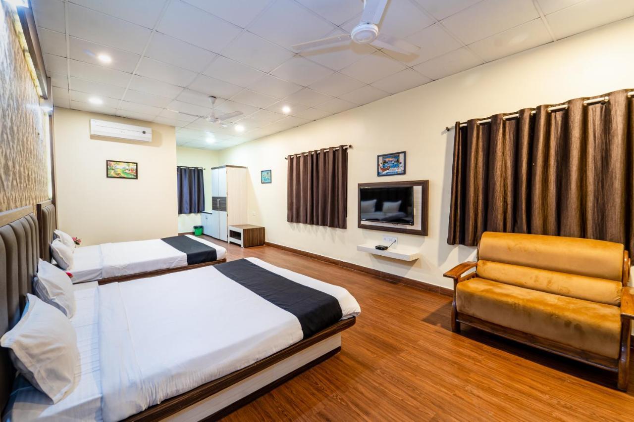 นรมาทา ฮิลล์ รีสอร์ต Hotel Omkareshwar ภายนอก รูปภาพ