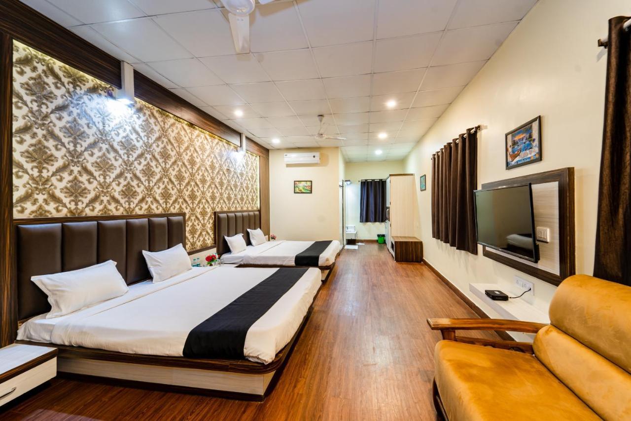 Narmada Hills Resort Godarpura ภายนอก รูปภาพ
