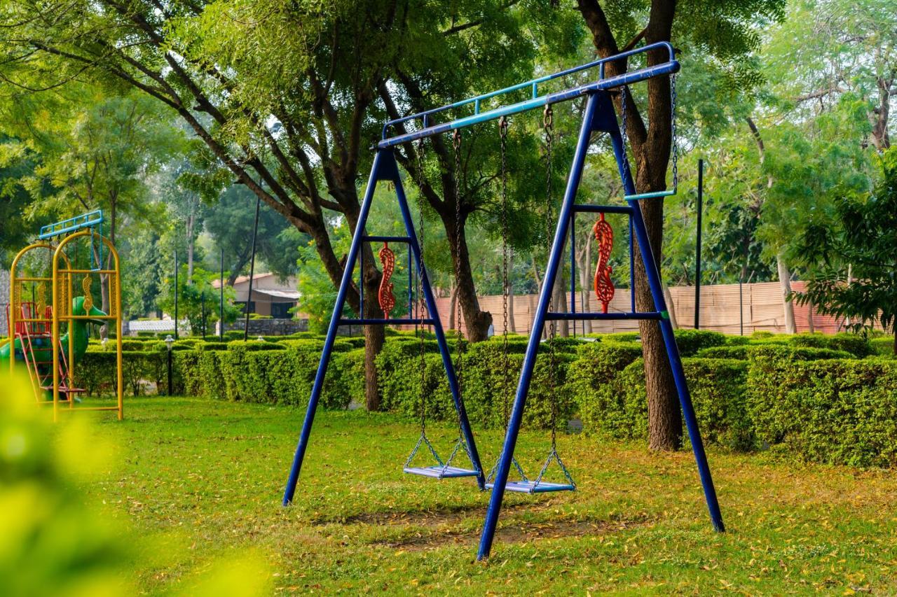 Narmada Hills Resort Godarpura ภายนอก รูปภาพ