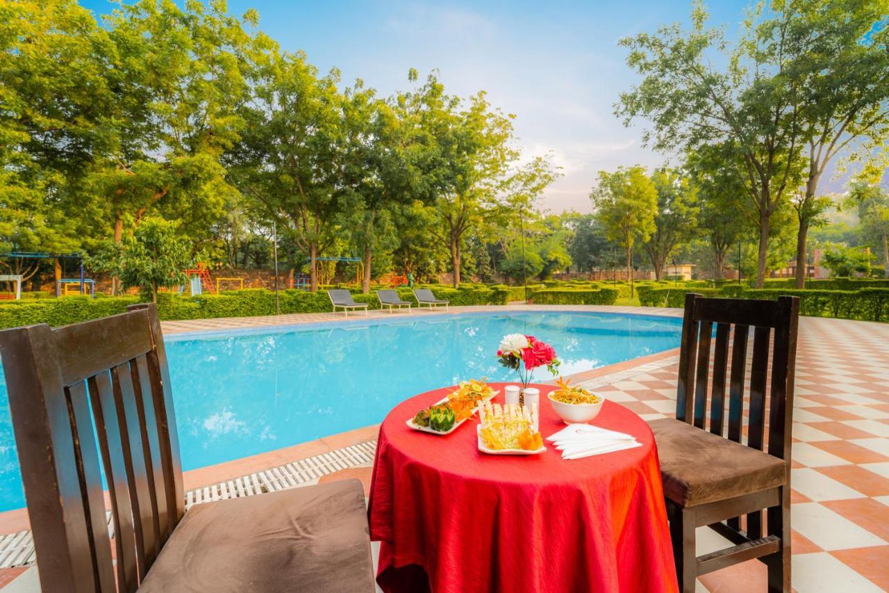 Narmada Hills Resort Godarpura ภายนอก รูปภาพ