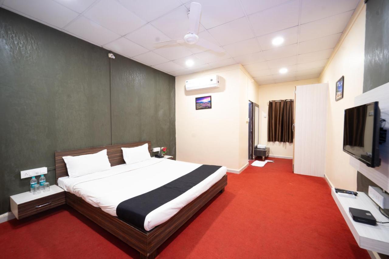 นรมาทา ฮิลล์ รีสอร์ต Hotel Omkareshwar ภายนอก รูปภาพ